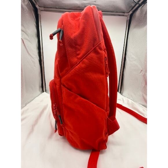 Brevitē The Backpack Red Minimalist Everyday Travel Laptop Bag - Picture 7 of 16